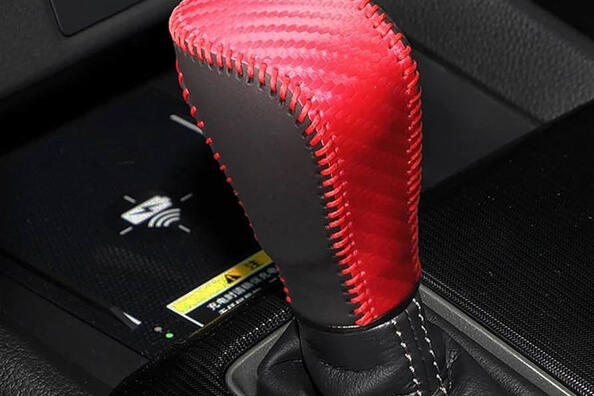 Замена ручки КПП на новую: обновления салона и комфорта