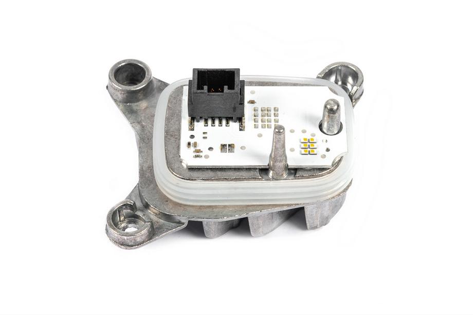 BMW 4 серия F-32 2016-2019 Led-модуль в фару 63117493232 (1 шт, правый) Image