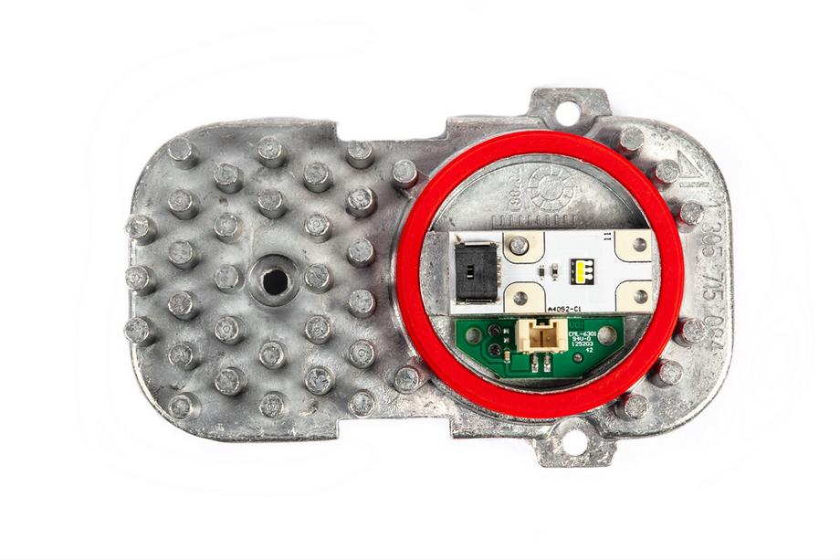 BMW 6 серия F12/F13/F06 2011-2018 гг. LED Модуль Фары 63117263051 (1 шт) Фото 2