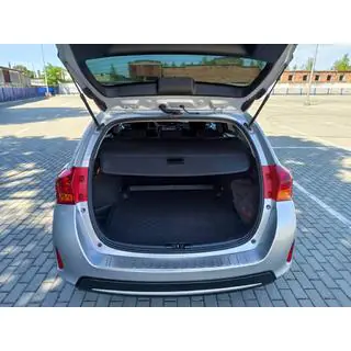 Накладка на задний бампер Carmos (SW) нержавейка Toyota Auris 2012-2018 гг. фото 4
