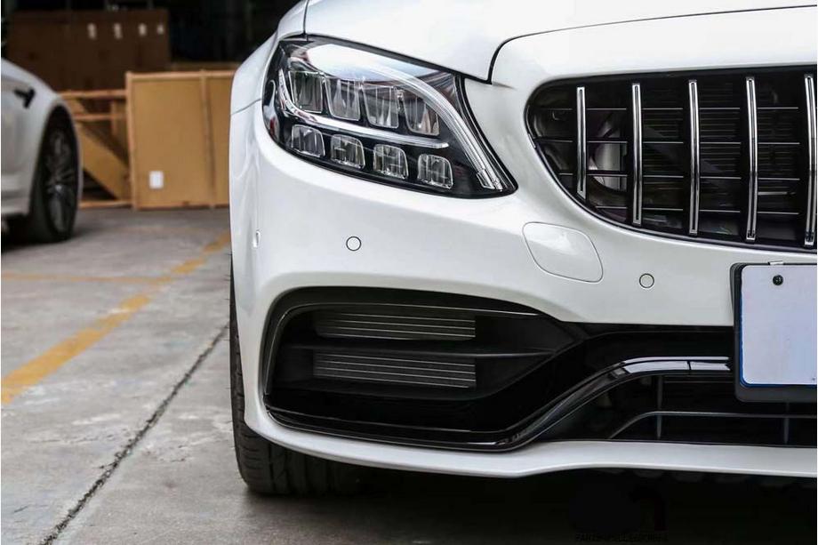 Mercedes C-class W205 2014-2021 гг. Комплект обвеса с диффузором (дизайн AMG C63 2018-2021) Фото 2