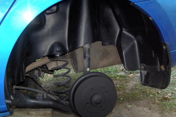 Подкрылки на авто: нужно ли ставить?