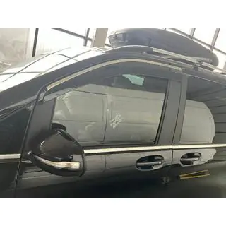 Ветровики с хромированным молдингом (2 шт, Niken Future) Mercedes Vito/V-class W447 2014- гг. фото 1