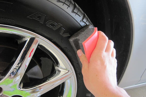 Зачем чернить шины автомобиля?