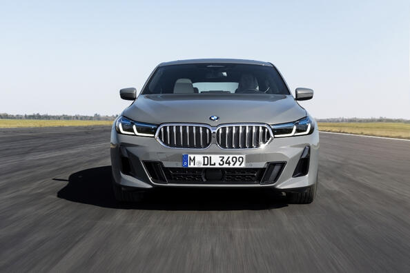 BMW 6 Series Gran Turismo: обзор обновленного лифтбека фото 2