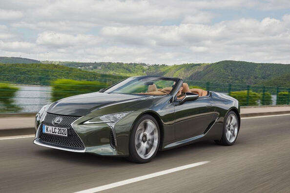 Lexus LC 500 Convertible: роскошь и драйв под открытым небом