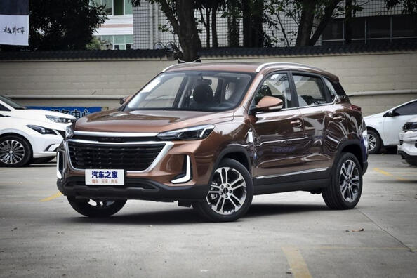 BAIC X3 второго поколения: компактный и стильный кроссовер