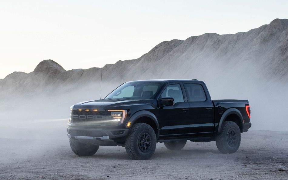 Ford F-150 Raptor: пикап, покоряющий бездорожье