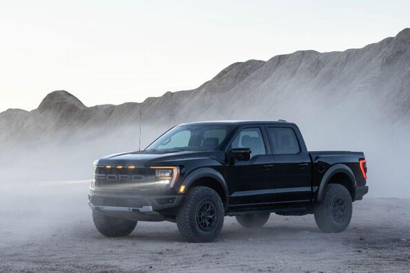 Ford F-150 Raptor: пикап, покоряющий бездорожье