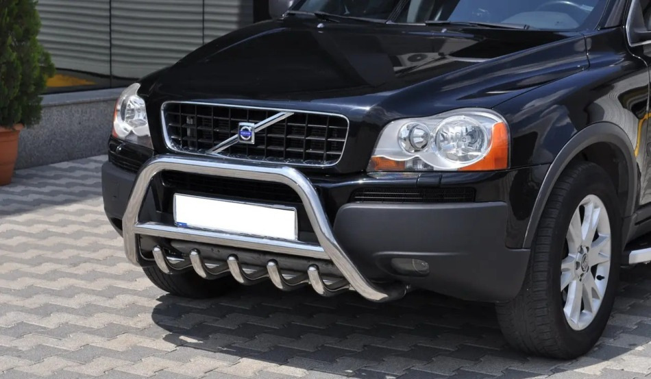 Кенгурятник на машине: защита и функциональность