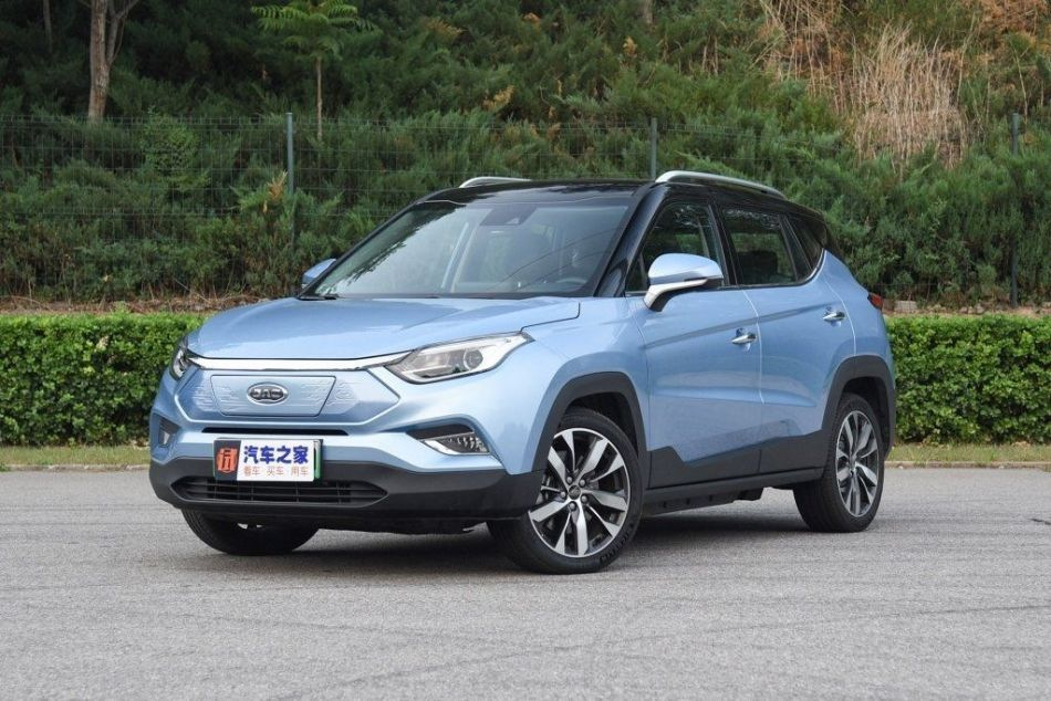 JAC iEVS4: обзор электрического компактного кроссовера
