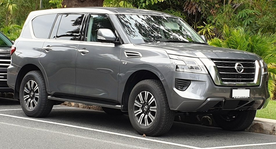 Nissan Patrol Y62: обзор легендарного внедорожника VI поколения