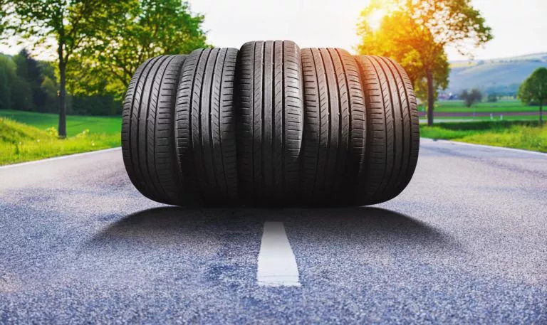 Правильный уход за летними шинами автомобиля
