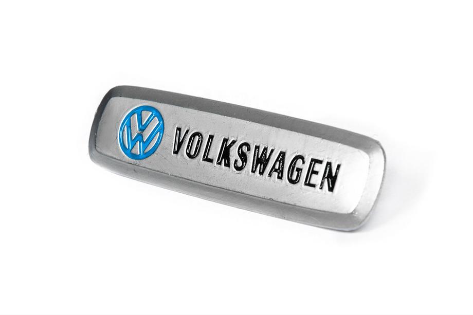 Volkswagen Алюминиевый шильдик для ковриков (1 шт) Фото 2