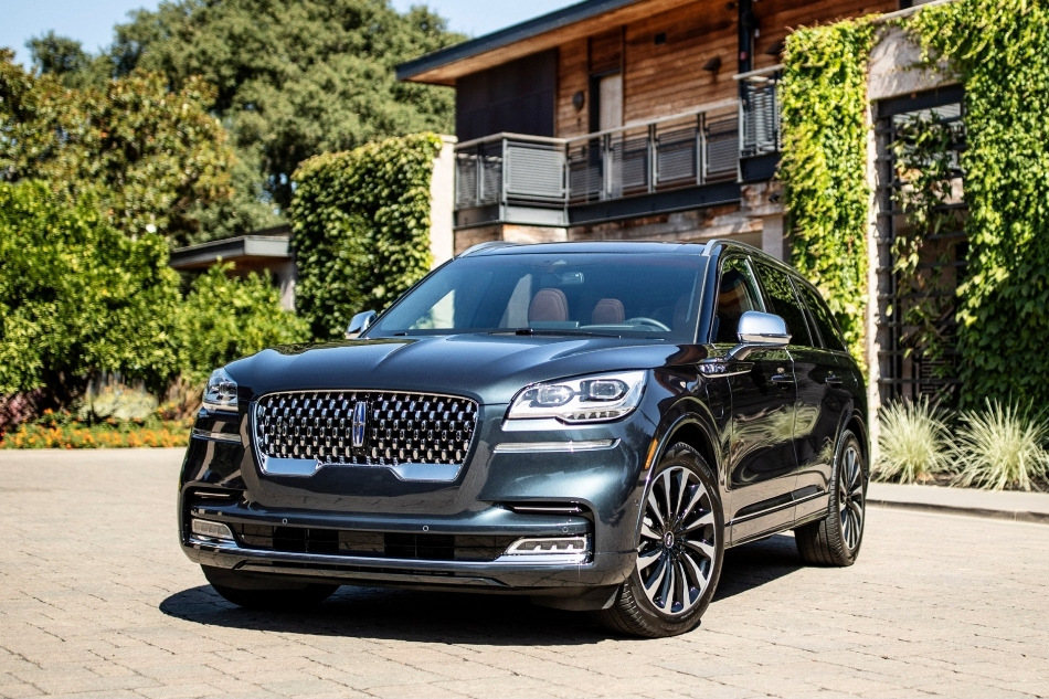 Lincoln Aviator: роскошный американский внедорожник