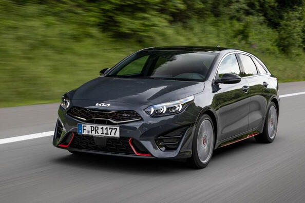 Обзор обновленного «заряженного» универсала KIA ProCeed GT