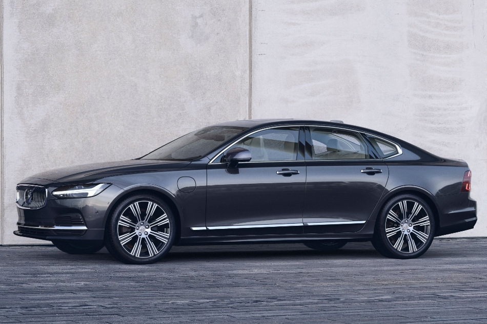 Обзор обновленного премиального седана Volvo S90