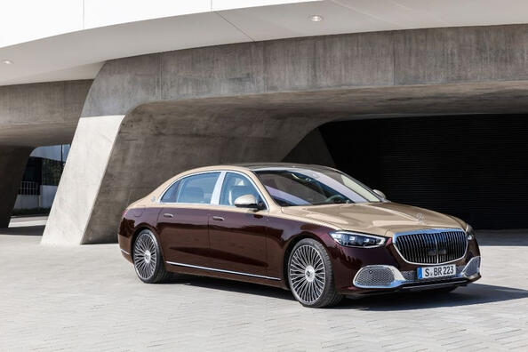 Mercedes-Maybach S-Class II поколение: обзор роскошного седана фото 2