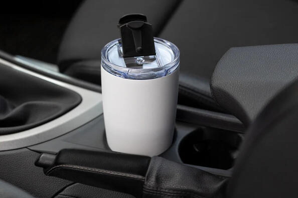 Термокружка в дорогу: выбираем идеальный вариант для вашего автомобиля