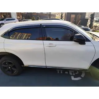 Ветровики с хромированным молдингом (4 шт, Niken) Honda HR-V 2021- гг. фото 1