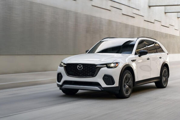 Обзор Mazda CX-70: премиальное качество и безупречный салон фото 3