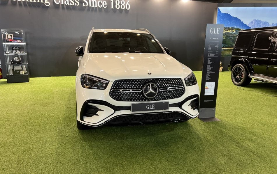 Обзор Mercedes-Benz GLE 2023: обновленный лидер среди кроссоверов