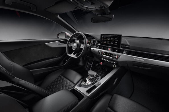 Обзор высокопроизводительного купе Audi S5 Coupe фото 6