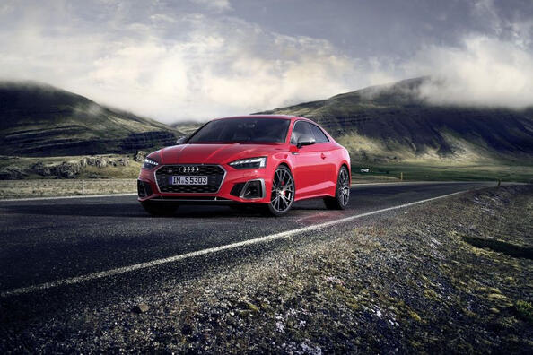 Обзор высокопроизводительного купе Audi S5 Coupe