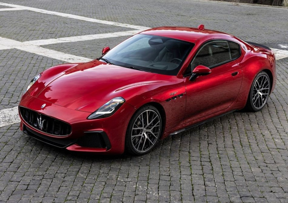 Обзор роскошного купе II поколения Maserati GranTurismo