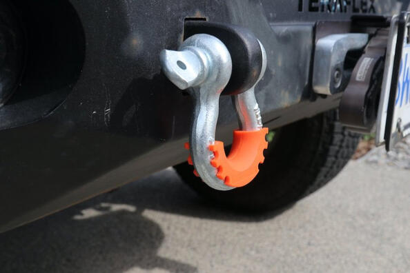 Шакл: незаменимый помощник на бездорожье и не только