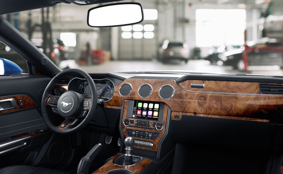 Роскошь по доступной цене: обновляем салон автомобиля с помощью чехлов, оплеток руля и накладок.