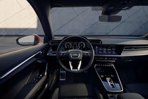 Обновленный Audi A3 Sedan 2024: эволюция стиля и технологий фото 5