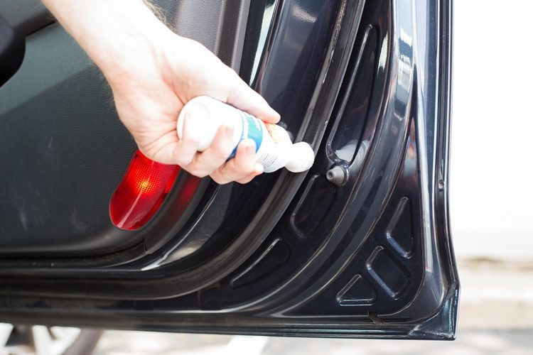Забота о резиновых уплотнителях: сохраняем герметичность и тишину в салоне