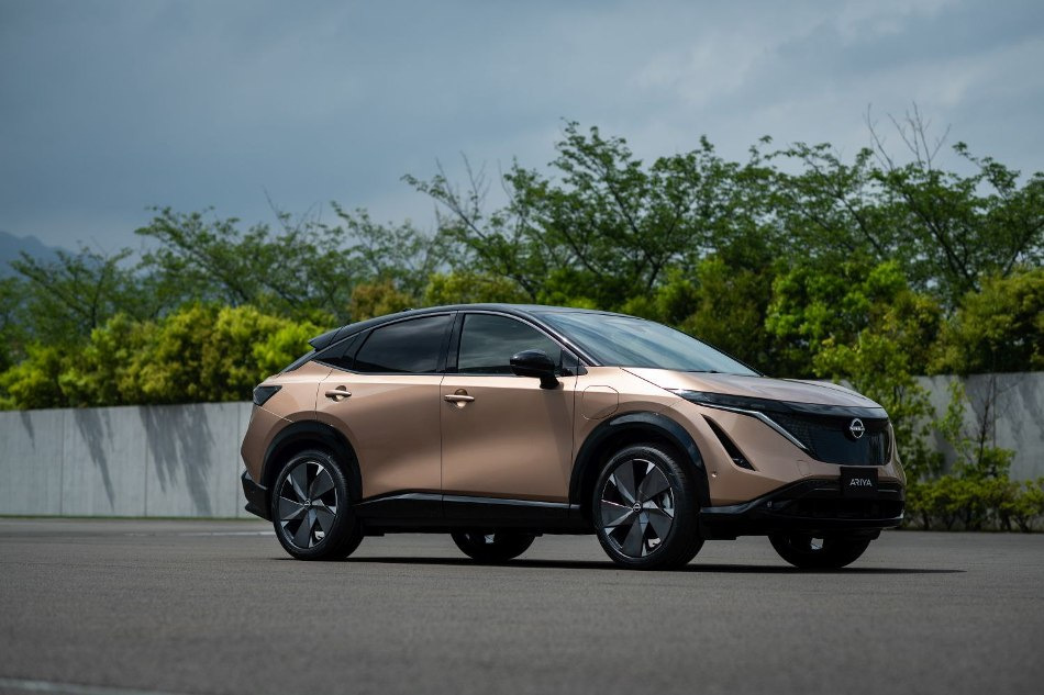 Nissan Ariya: японский электрокроссовер бросает вызов