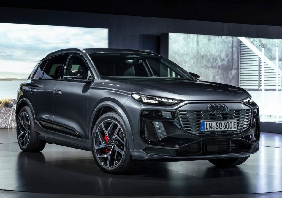 Обзор нового электрического кроссовера Audi SQ6 e-tron 2024