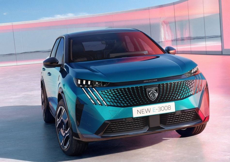 Обзор электрического кроссовера Peugeot e-3008
