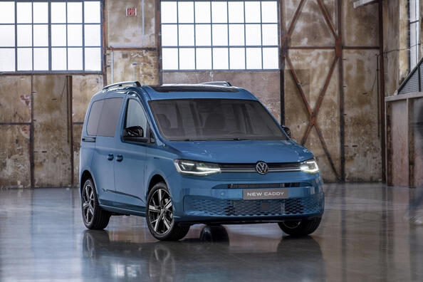 Обзор Volkswagen Caddy Kombi: универсальный помощник для семьи и бизнеса фото 3
