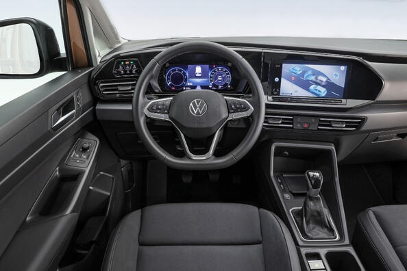 Обзор Volkswagen Caddy Kombi: универсальный помощник для семьи и бизнеса фото 5
