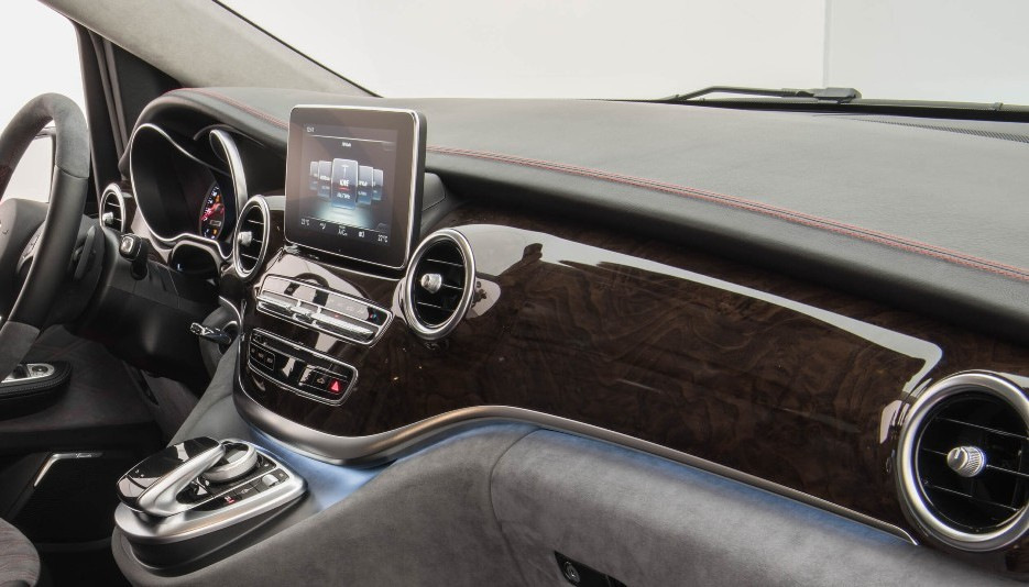 Тюнинг приборной панели: превращаем салон автомобиля