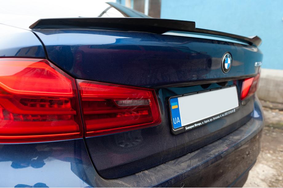 BMW 5 серия G30/G31 2017-2023 гг. Спойлер M4-Style (Черный Глянец) Image