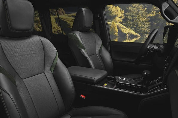 Lexus GX 2023: новое поколение внедорожника класса люкс фото 6