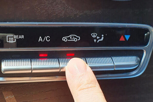 Рециркуляция воздуха в салоне автомобиля: что это?