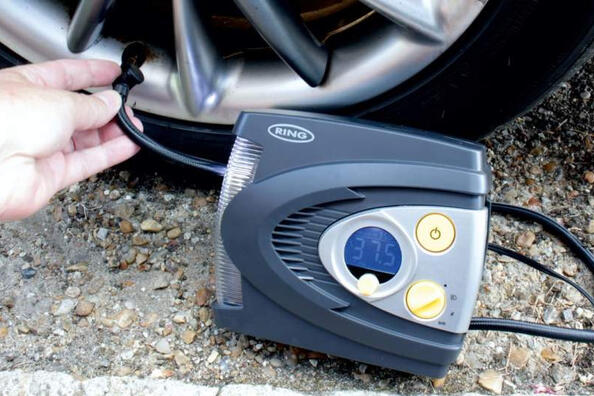 Какой автомобильный компрессор лучше выбрать?