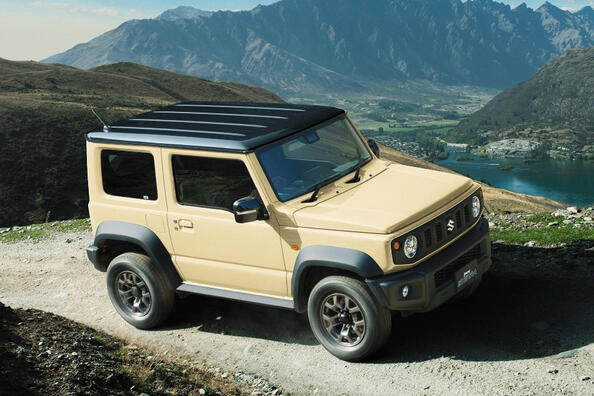Легендарный внедорожник Suzuki Jimny IV поколения фото 4