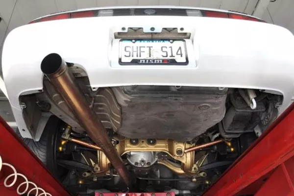 Прямоточный глушитель: плюсы и минусы