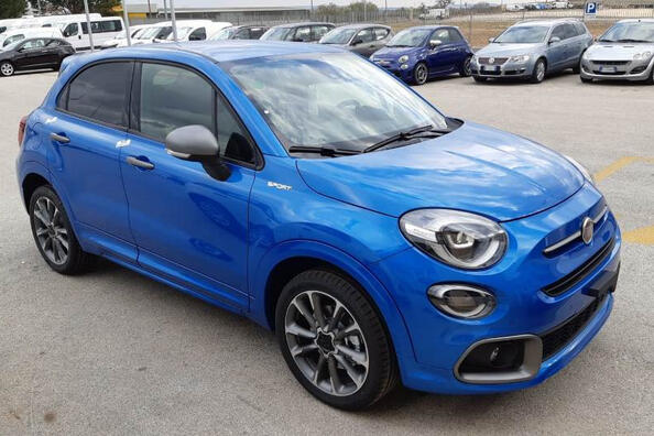 Обзор рестайлинговой версии кроссовера Fiat 500X