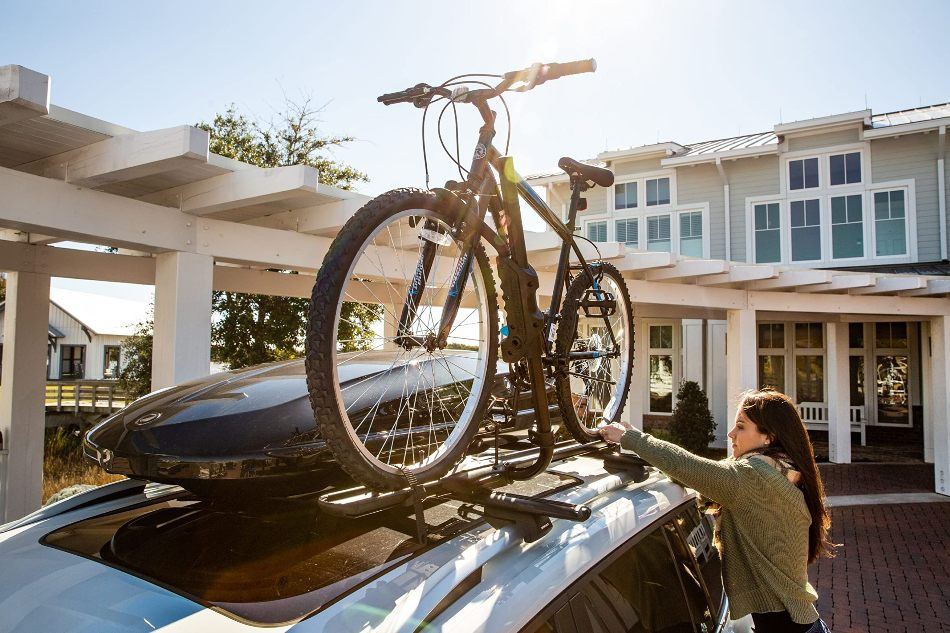 Выбираем надежный багажник на крышу автомобиля: практические советы