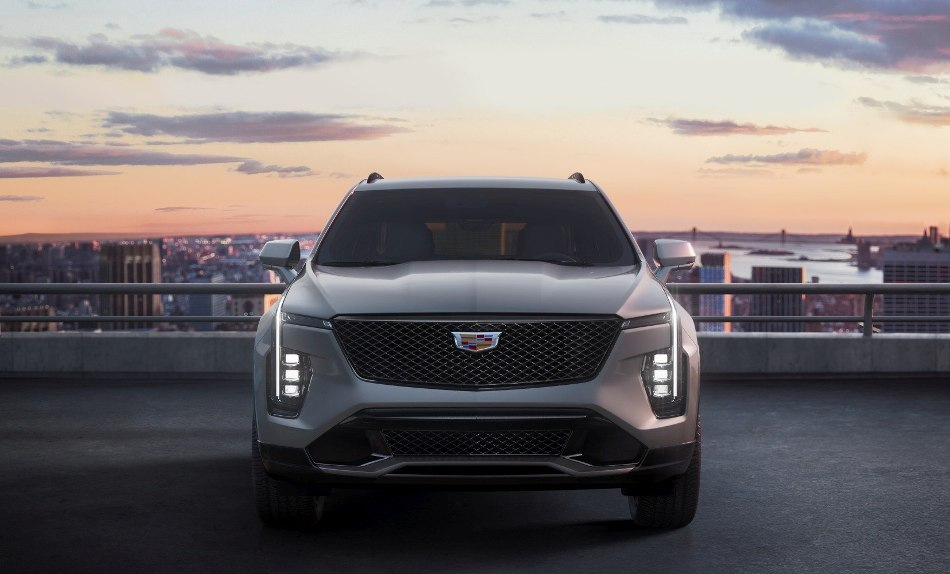Обзор Cadillac XT4 2024: обновление с шиком