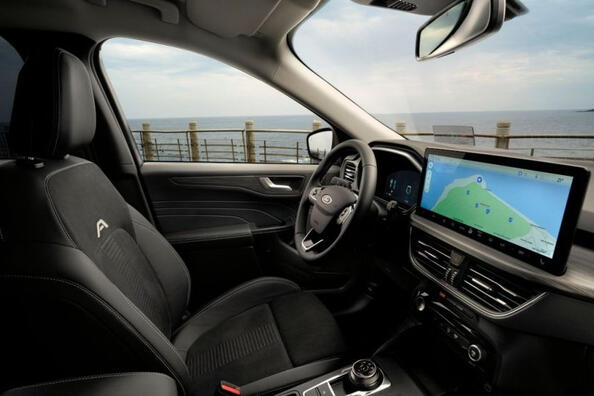 Ford Kuga 2024: обновленный кроссовер с новыми возможностями фото 6