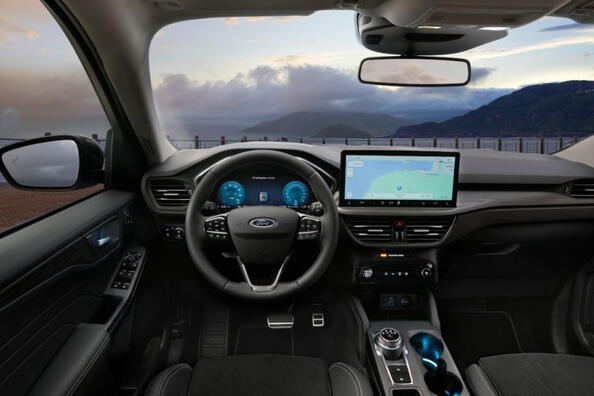 Ford Kuga 2024: обновленный кроссовер с новыми возможностями фото 5